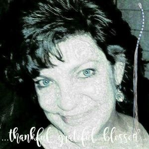 Meet your Posher, Carrie